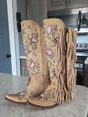 ✨JUNK GYPSY / LANE WALLFLOWER BOOTS✨ ULTRA RARE✨SIZE 8.5 IMPOSSIBLE TO FIND✨